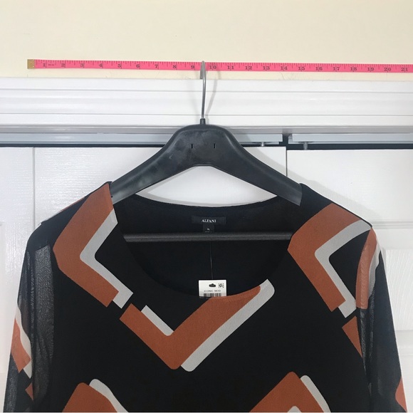 NWT Alfani long-sleeved tunic/ XL/ Multi-colored/ sheer w/ lining/ minor flaw - Picture 5 of 13